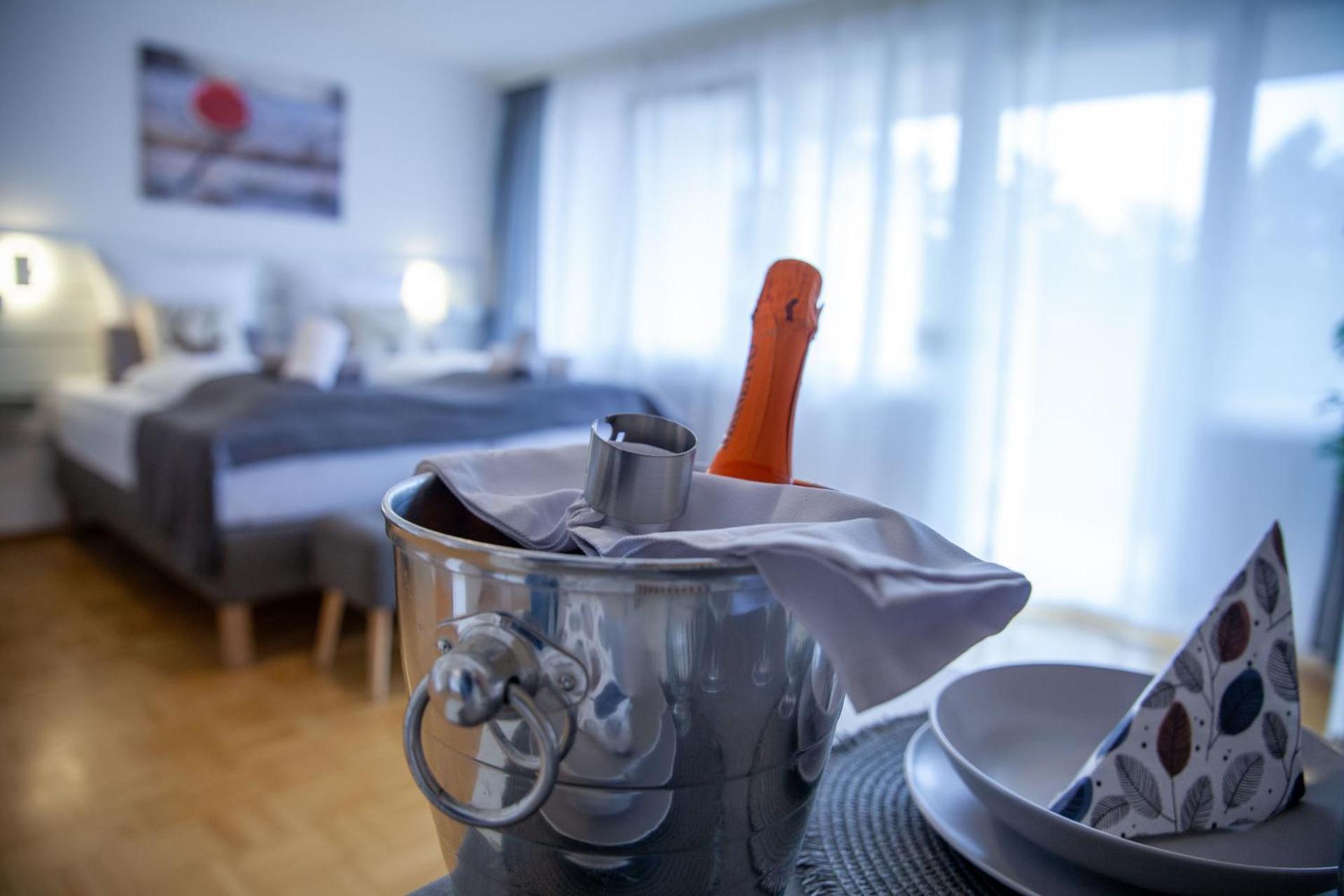 Albview - Zentral - Modern - Naehe Kur- Rehaklinik - Albtherme Waldbronn Bagian luar foto